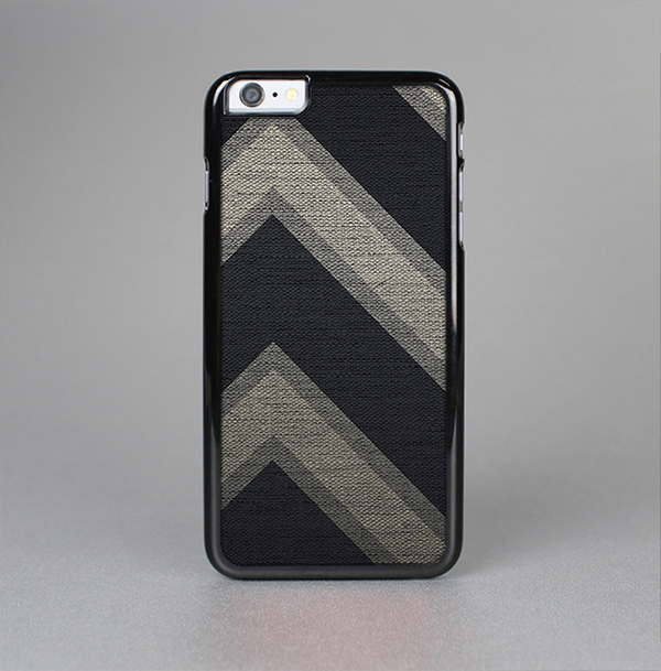 The Two-Toned Dark Black Wide Chevron Pattern Skin-Sert for the Apple iPhone 6 Plus Skin-Sert Case