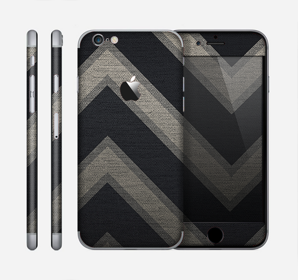The Two-Toned Dark Black Wide Chevron Pattern Skin for the Apple iPhone 6