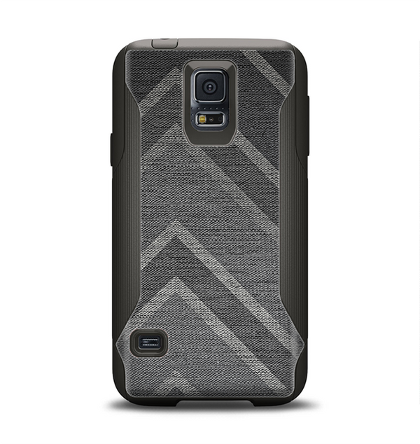 The Two-Toned Dark Black Wide Chevron Pattern V3 Samsung Galaxy S5 Otterbox Commuter Case Skin Set