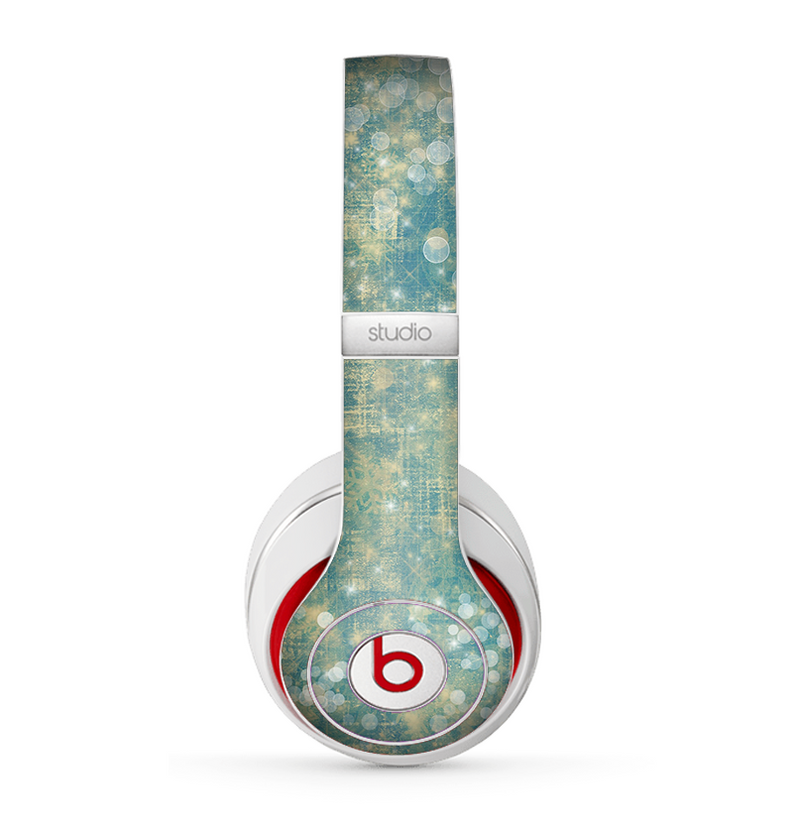 The Unfocused Green & White Drop Surface Skin for the Beats by Dre Studio (2013+ Version) Headphones