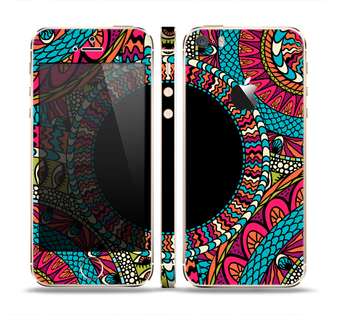 The Vector Colored Aztec Pattern WIth Black Connect Point Skin Set for the Apple iPhone 5s