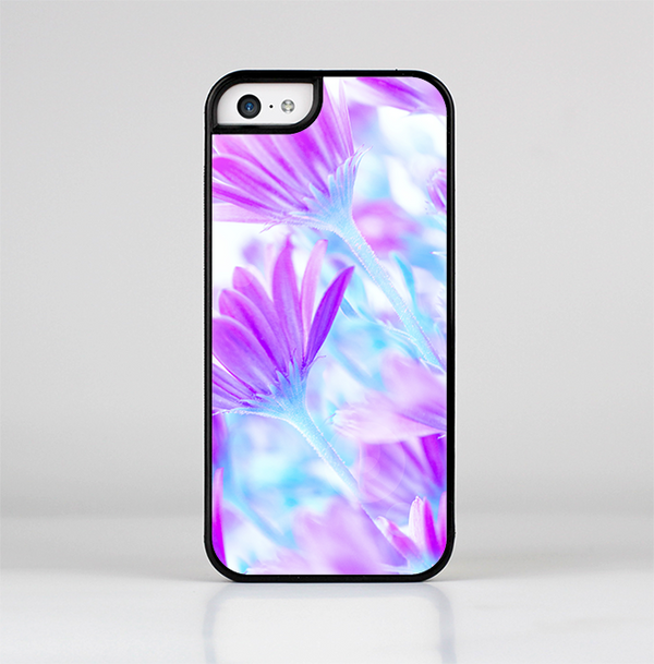 The Vibrant Blue & Purple Flower Field Skin-Sert Case for the Apple iPhone 5c