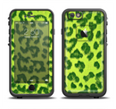 The Vibrant Green Cheetah Apple iPhone 6/6s LifeProof Fre Case Skin Set