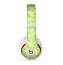 The Vibrant Green Paw Prints Skin for the Beats by Dre Studio (2013+ Version) Headphones