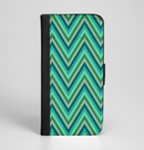 The Vibrant Green Sharp Chevron Pattern Ink-Fuzed Leather Folding Wallet Case for the iPhone 6/6s, 6/6s Plus, 5/5s and 5c