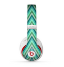 The Vibrant Green Sharp Chevron Pattern Skin for the Beats by Dre Studio (2013+ Version) Headphones