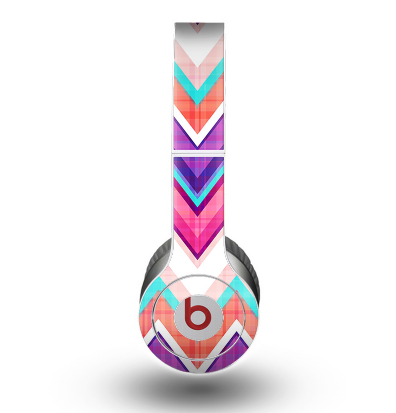 The Vibrant Pink & Blue Chevron Pattern copy Skin for the Beats by Dre Original Solo-Solo HD Headphones