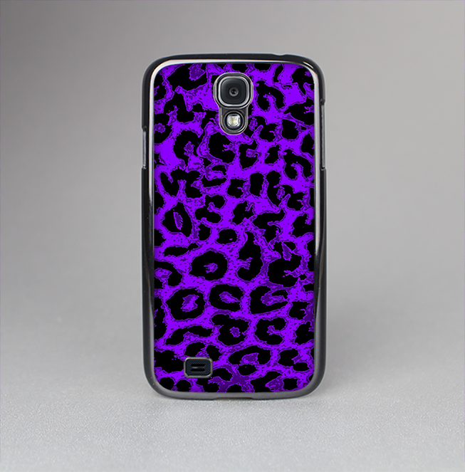 The Vibrant Violet Leopard Print Skin-Sert Case for the Samsung Galaxy S4