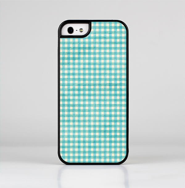 The Vintage Blue Plaid Skin-Sert Case for the Apple iPhone 5/5s