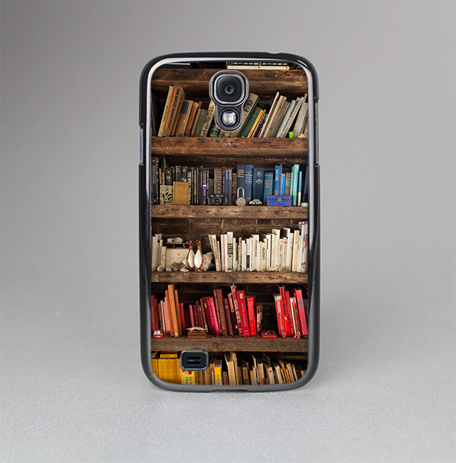 The Vintage Bookcase V1 Skin-Sert Case for the Samsung Galaxy S4