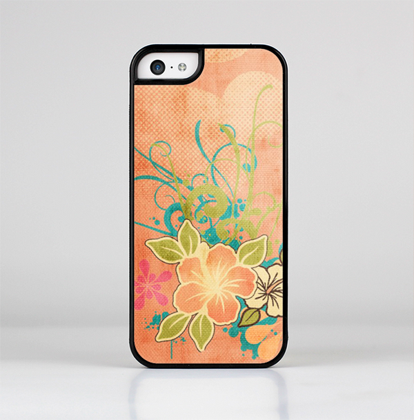 The Vintage Coral Floral Skin-Sert Case for the Apple iPhone 5c
