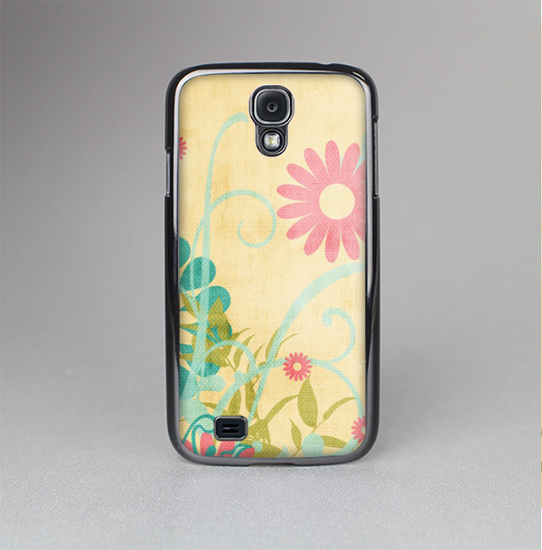 The Vintage Golden Flowers Skin-Sert Case for the Samsung Galaxy S4