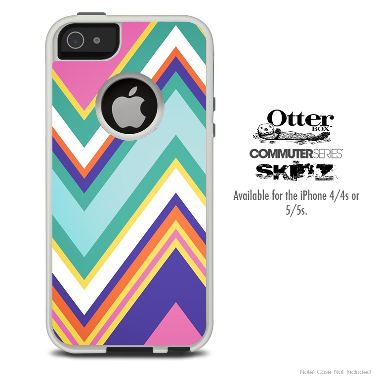 The Vintage Green Sharp Chevron Skin For The iPhone 4-4s or 5-5s Otterbox Commuter Case