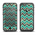 The Vintage Green & Tan Chevron Pattern V4 Apple iPhone 6/6s LifeProof Fre Case Skin Set