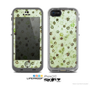 The Vintage Green Tiny Floral Skin for the Apple iPhone 5c LifeProof Case