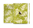 The Vintage Green & White Floral Pattern Full Body Skin Set for the Apple iPad Mini 3
