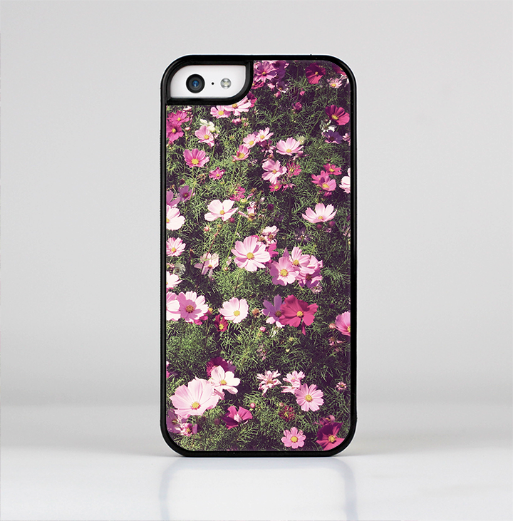 The Vintage Pink Floral Field Skin-Sert Case for the Apple iPhone 5c