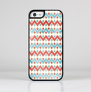 The Vintage Red & Blue Chevron Pattern Skin-Sert Case for the Apple iPhone 5c