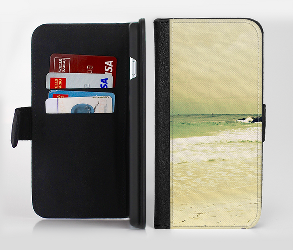 The Vintage Subtle Yellow Beach Scene Ink-Fuzed Leather Folding Wallet Credit-Card Case for the Apple iPhone 6/6s, 6/6s Plus, 5/5s and 5c