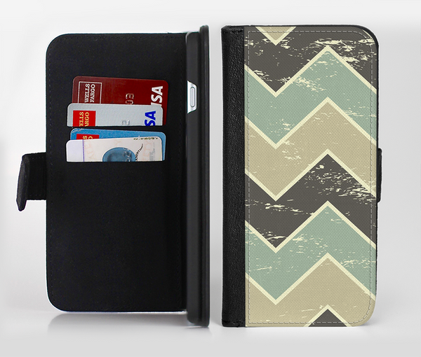 The Vintage Tan & Green Scratch Tall Chevron Ink-Fuzed Leather Folding Wallet Credit-Card Case for the Apple iPhone 6/6s, 6/6s Plus, 5/5s and 5c