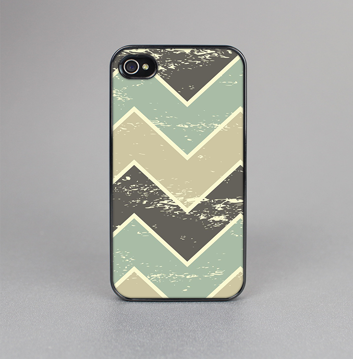 The Vintage Tan & Green Scratch Tall Chevron Skin-Sert for the Apple iPhone 4-4s Skin-Sert Case