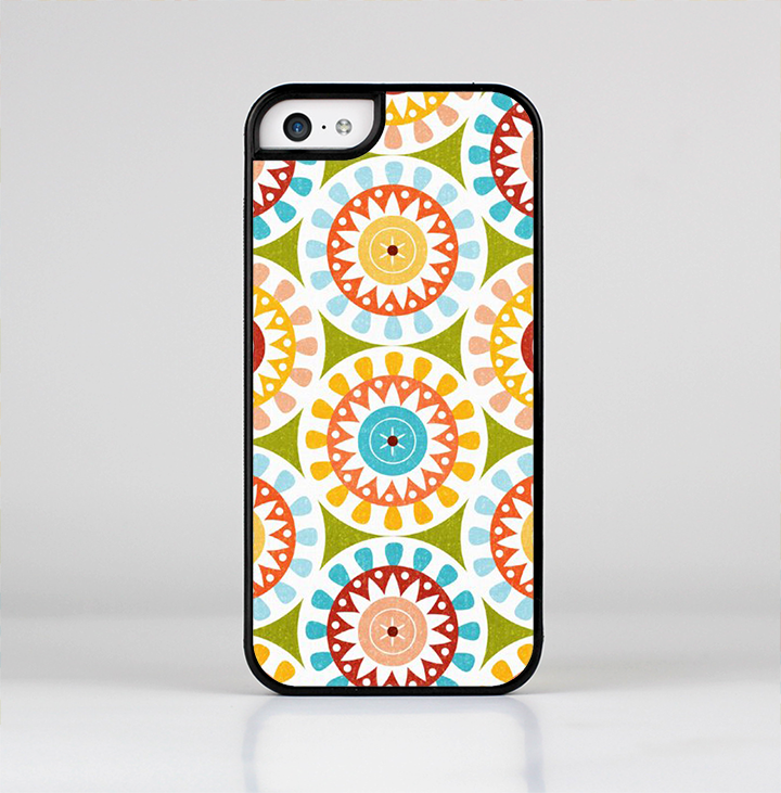 The Vintage Vector Color Circle Pattern Skin-Sert Case for the Apple iPhone 5c