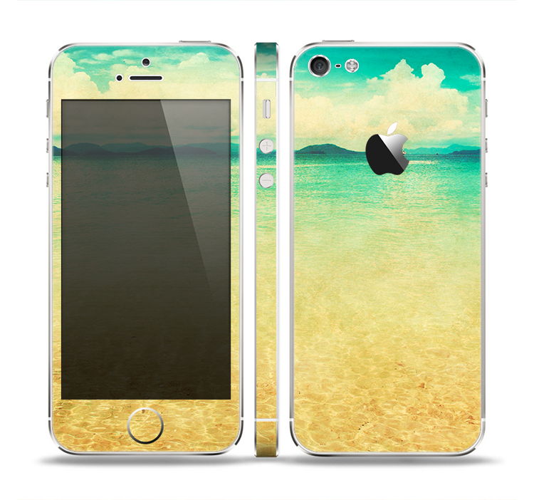 The Vintage Vibrant Beach Scene Skin Set for the Apple iPhone 5