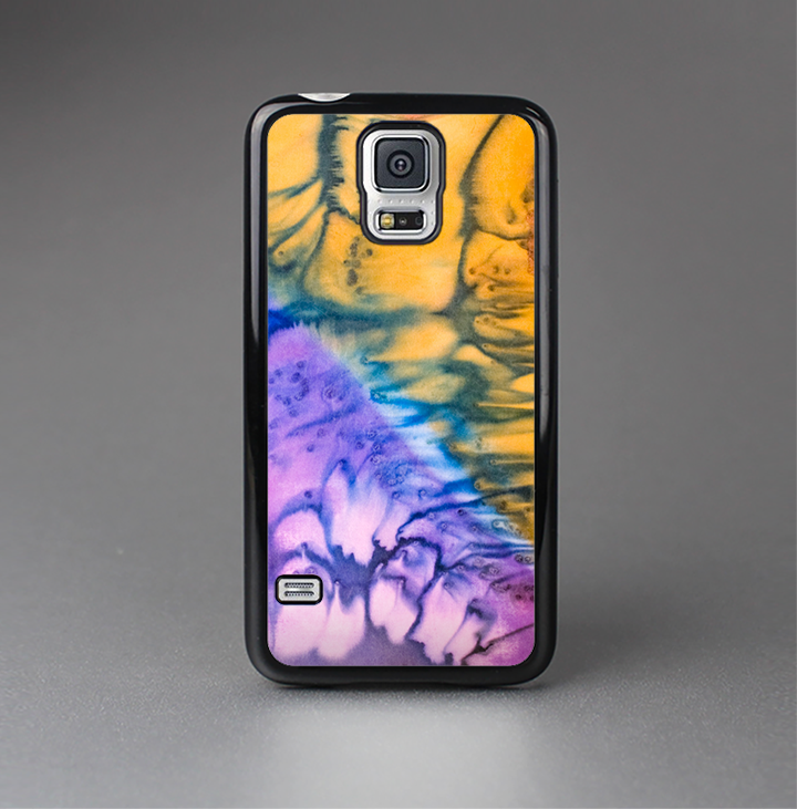 The Vivid Colored Wet-Paint Mixture Skin-Sert Case for the Samsung Galaxy S5