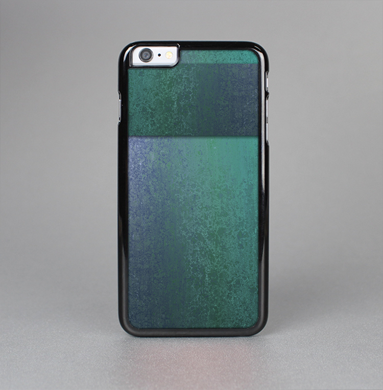 The Vivid Emerald Green Sponge Texture Skin-Sert Case for the Apple iPhone 6