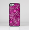 The Vivid Pink and White Paisley Birds Skin-Sert Case for the Apple iPhone 5c
