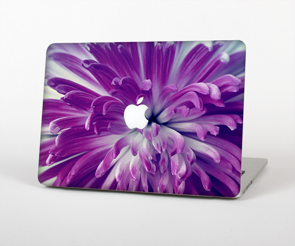 The Vivid Purple Flower Skin Set for the Apple MacBook Pro 15" with Retina Display
