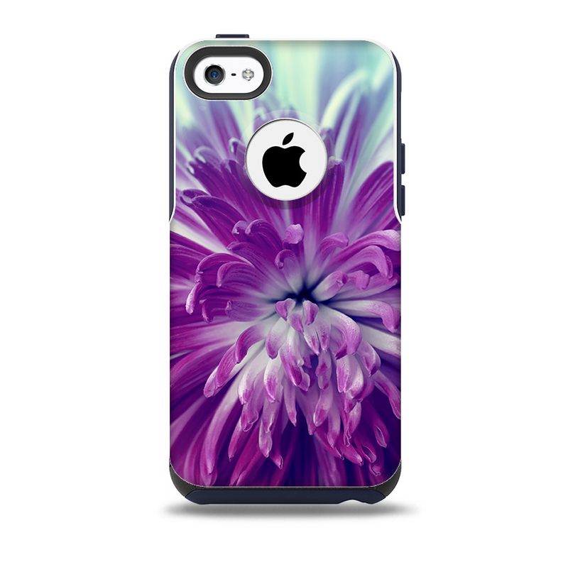 The Vivid Purple Flower Skin for the iPhone 5c OtterBox Commuter Case