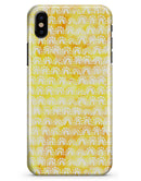 The Watercolor Yellow Surface with White Semi-Circles - iPhone X Clipit Case