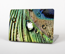 The Watered Peacock Detail Skin Set for the Apple MacBook Pro 15" with Retina Display