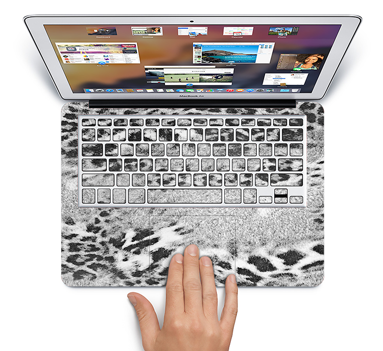 The White and Black Real Leopard Print Skin Set for the Apple MacBook Pro 13" with Retina Display