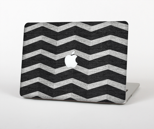 The Wide Black and Light Gray Chevron Pattern V3 Skin Set for the Apple MacBook Pro 13" with Retina Display
