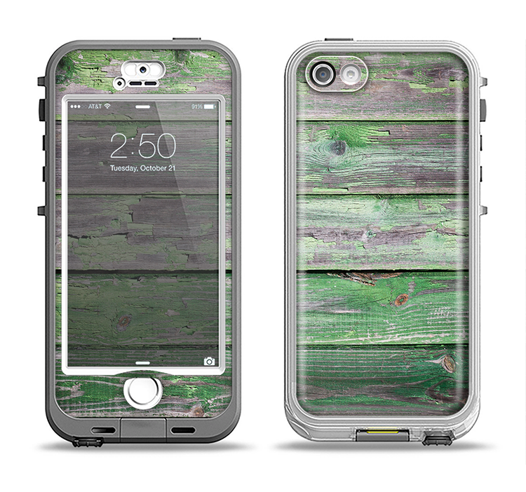 The Wooden Planks with Chipped Green Paint Apple iPhone 5-5s LifeProof Nuud Case Skin Set