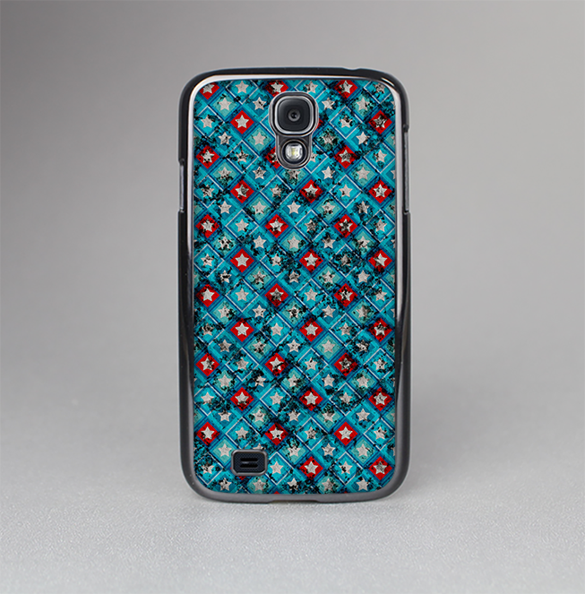 The Worn Dark Blue Checkered Starry Pattern Skin-Sert Case for the Samsung Galaxy S4