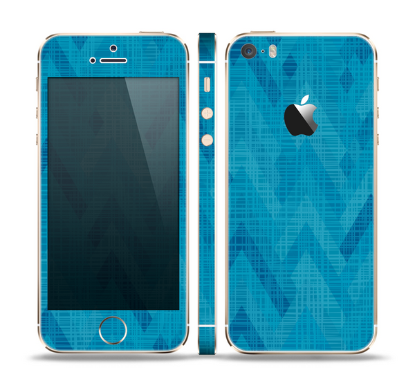 The Woven Blue Sharp Chevron Pattern V3 Skin Set for the Apple iPhone 5s