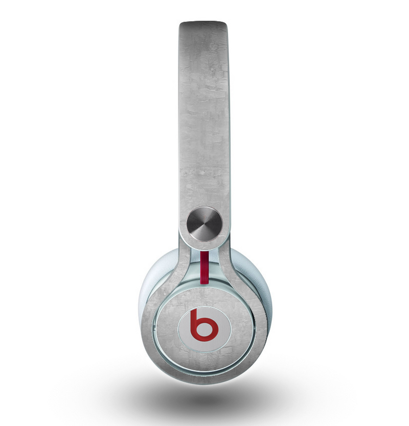 The Wrinkled Silver Surface Skin for the Beats by Dre Mixr Headphones
