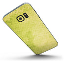 Transparent_Fog_over_Lime_Snowflake_Pattern_-_Galaxy_S7_Edge_-_V1.jpg?