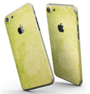 Transparent_Fog_over_Lime_Snowflake_Pattern_-_iPhone_7_-_FullBody_4PC_v3.jpg
