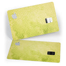 Transparent Fog over Lime Snowflake Pattern - Premium Protective Decal Skin-Kit for the Apple Credit Card