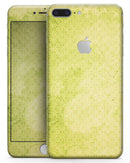 Transparent Fog over Lime Snowflake Pattern - Skin-kit for the iPhone 8 or 8 Plus