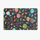 Trick or Treat Candy Pattern - Premium Protective Decal Skin-Kit for the Apple Credit Card