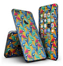 Tropical_Twist_Parrots_v2_-_iPhone_7_Plus_-_FullBody_4PC_v2.jpg