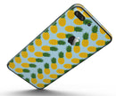 Tropical_Twist_PineApple_v1_-_iPhone_7_Plus_-_FullBody_4PC_v5.jpg