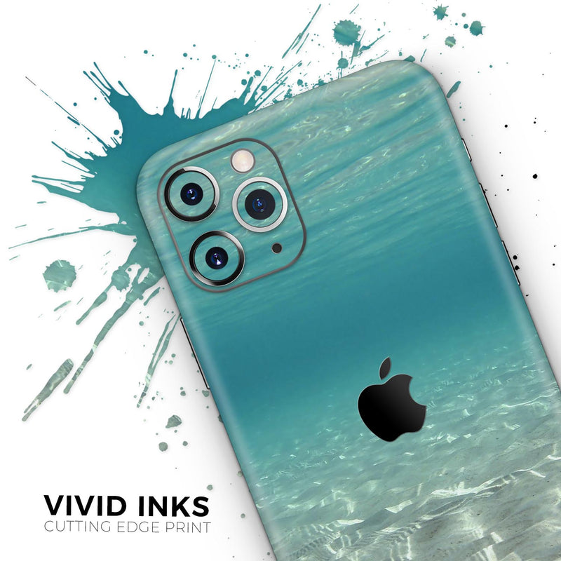 Under The Sea Scenery // Skin-Kit compatible with the Apple iPhone 14, 13, 12, 12 Pro Max, 12 Mini, 11 Pro, SE, X/XS + (All iPhones Available)