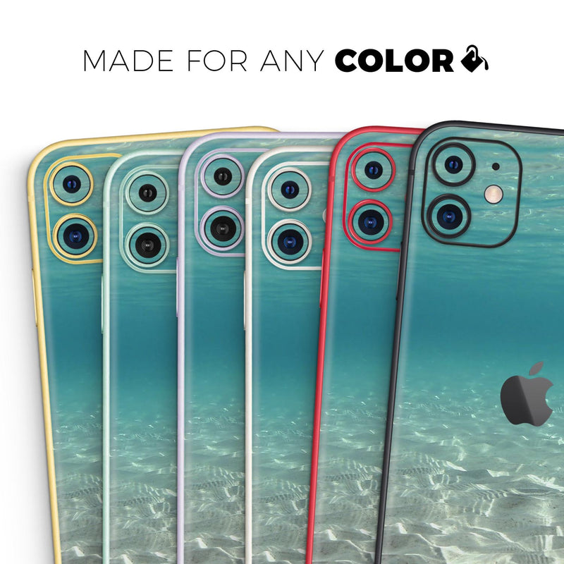 Under The Sea Scenery // Skin-Kit compatible with the Apple iPhone 14, 13, 12, 12 Pro Max, 12 Mini, 11 Pro, SE, X/XS + (All iPhones Available)