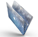 Unfocused_Blue_Orbs_of_Light_-_13_MacBook_Pro_-_V9.jpg